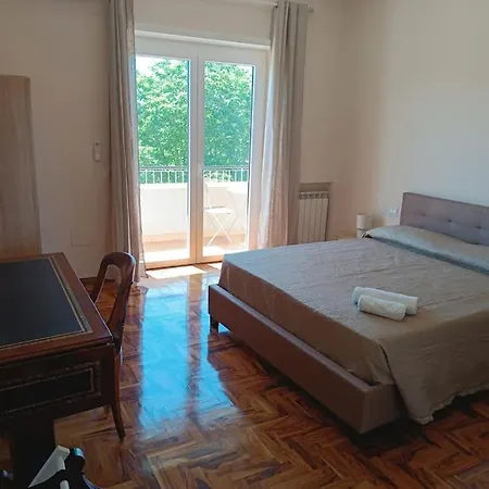 Apartment Domus Cerchiari Rom